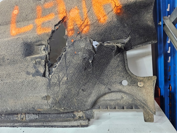 фото №10, Захист шасі середня ліва велика audi q3 8u 8u0825207