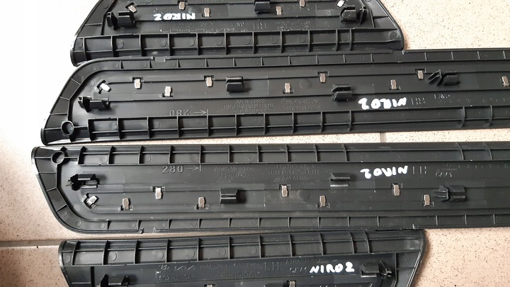 фото №2, Kia niro ii 2022- планка защита накладка пороговая