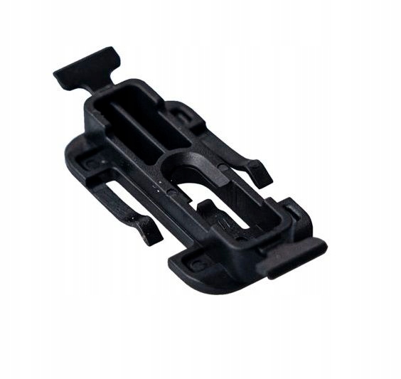 фото №1, Клипса накладка пороговой порога 30624192 volvo s60 v60