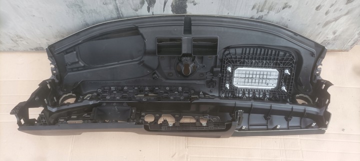 фото №6, Mercedes w177 a класс amg панель консоль uk