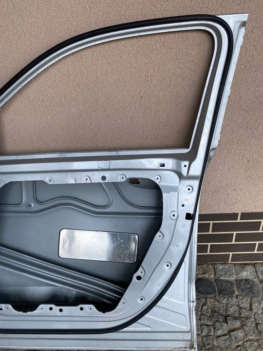 фото №8, Mercedes glb w247 x247 дверь правые передние перед