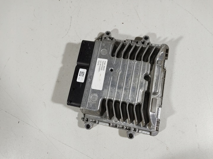 фото №11, Hyundai ioniq 1.6 hyb 17r- компьютер двигателя 95441-2bad0