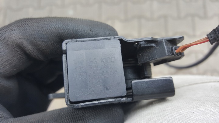 фото №8, Замок капота vw golf vii t6 passat tiguan 5g1823509b демонтаж