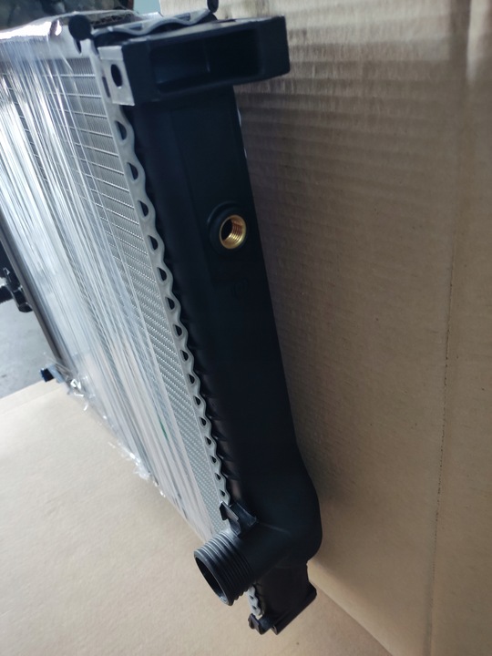 фото №7, Радиаторов двигателя bmw hella 8mk376711-571