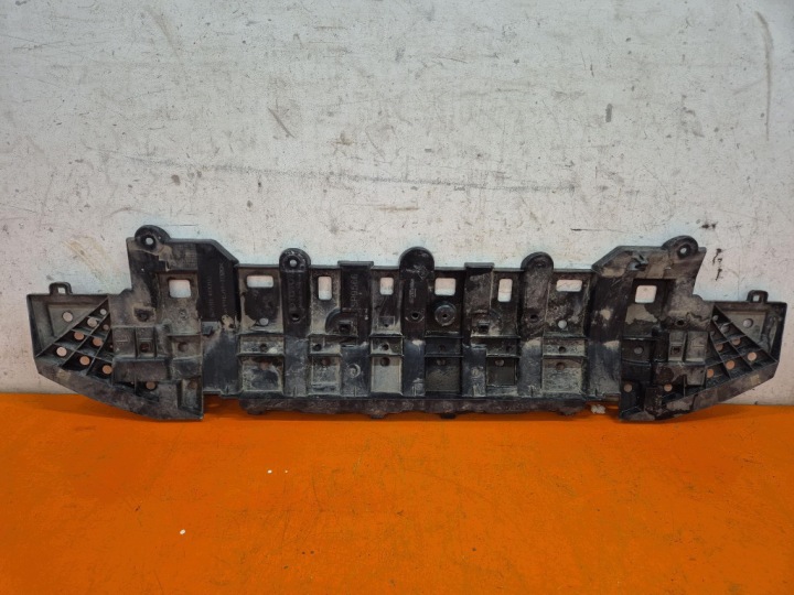 фото №7, Toyota yaris iv 20- защита под бампер 52618-k0010