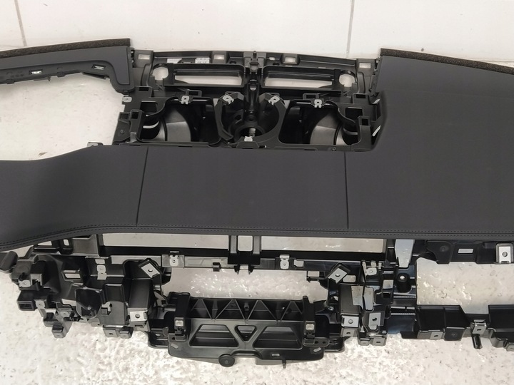 фото №14, Range rover v 5 l460 sport l461 панель консоль капот шкіра kaszmir оригінал