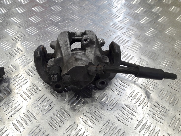 фото №8, Mercedes e w212 2014r супорт гальмівний зад