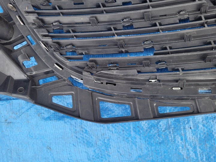 фото №12, Запчастини insignia a решітка радіатора решітка хром бампера перед 13238420