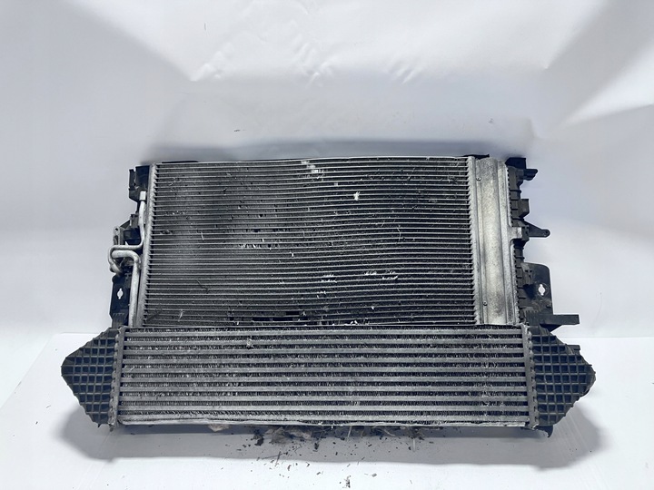 фото №1, Радіатор pas переднє volvo v40 ii 12- 1.6i t2