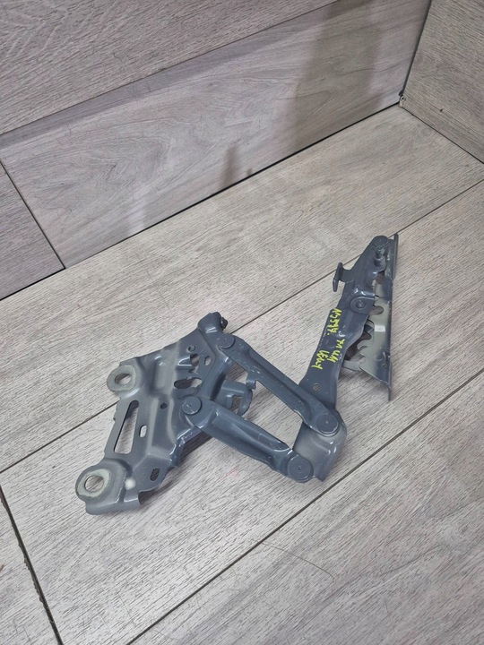 фото №1, 13597. bmw x1 u11 петля капота левый 9883417