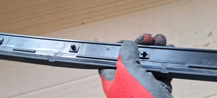 фото №10, S3 8y a3 рестайлінг прокладка гумова накладка капота обмежувач захисний 8y0823126