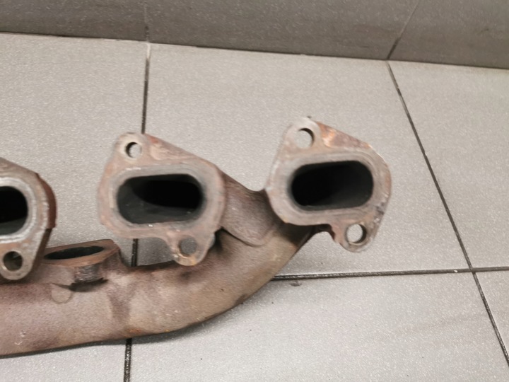 фото №5, Колектор випускний праві a8 d3 4.2 tdi 057253034ab