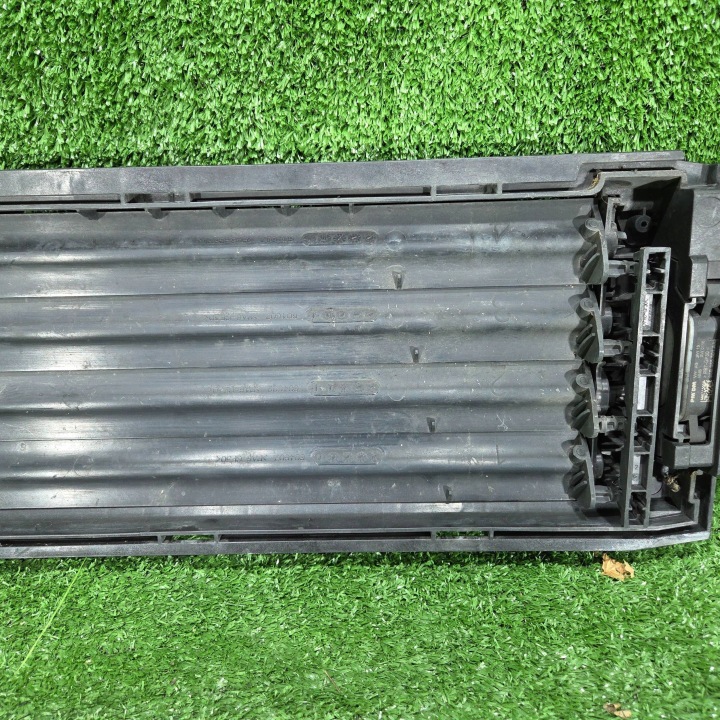 фото №10, Skoda octavia 4 2020 - рік жалюзі кермо повітря 2q0122323a