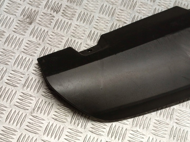 фото №8, Fiat оригинальный номер 735714171 500e планка диффузор накладка бампера заднего зад