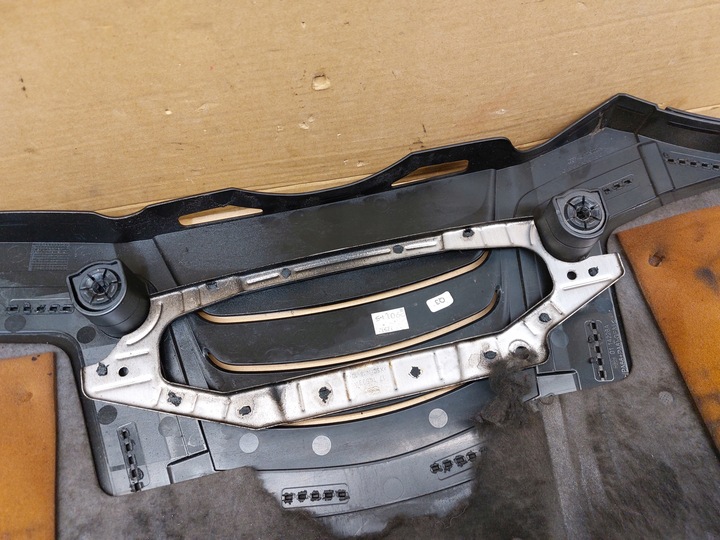 фото №7, Mercedes w212 3.0 cdi 15r верхня кришка захист двигуна a6420107367