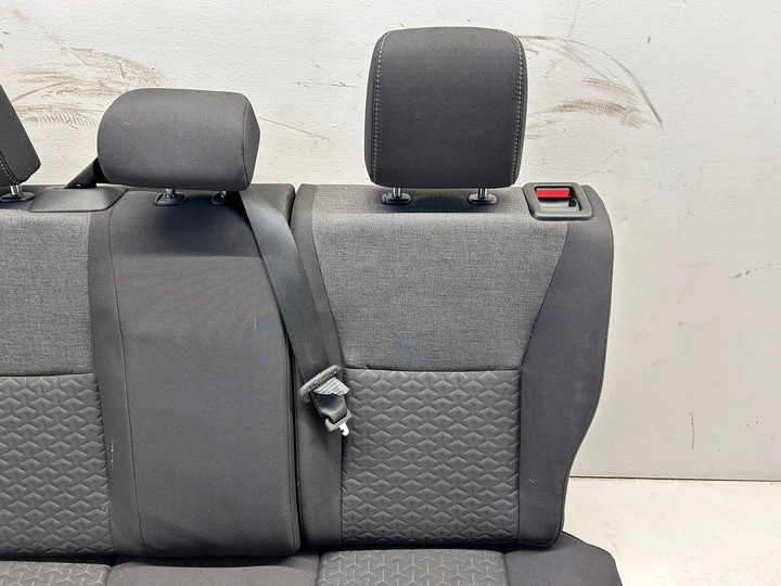 фото №13, Yaris cross гибрид сиденья диван сиденье комплект материал доставка!!!