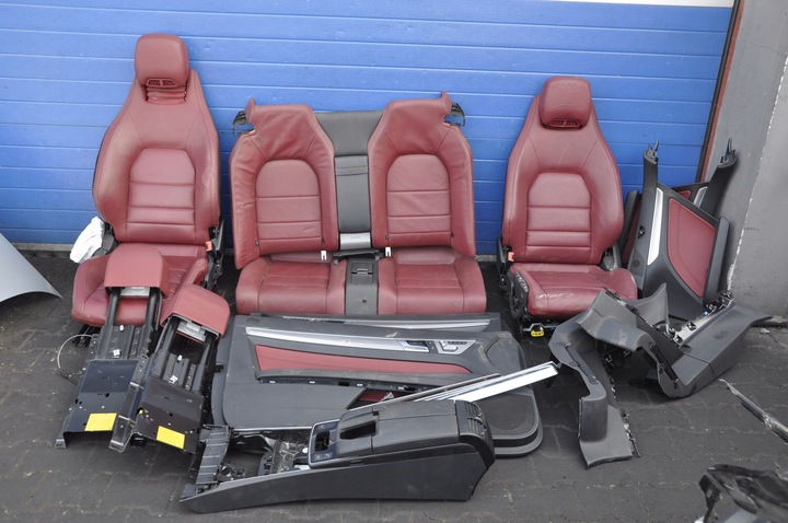 фото №1, Mercedes клас e a207 рестайлінг прокладка інтер'єру сидіння диван