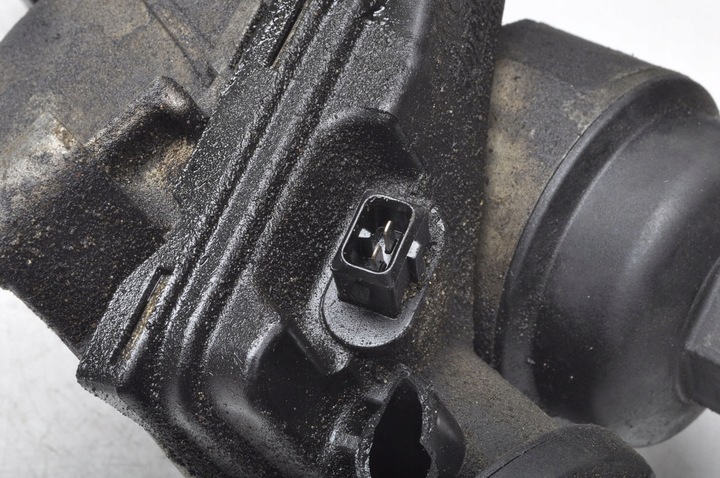 фото №6, Ford s-max 2.5 основа корпус фільтра масла