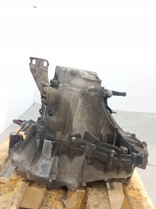 фото №9, Кпп кпп / коробка передач 33111-0d020 1.4 d4d toyota yaris i 1999-2005