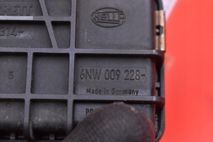 фото №8, Регулятор турбіни 6nw009228 volvo s80 2 ii 2.4 d5 185 km 06-09