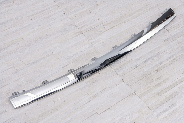 фото №10, Mercedes c w205 планка бампера перед a2058858802