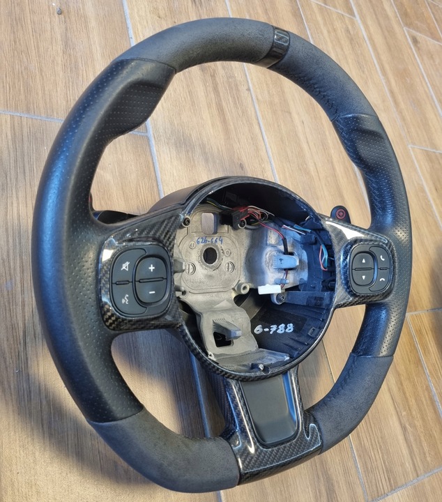 фото №10, Fiat 500 abarth 20r кермо карбон алькантара пелюстки мультифункція гарна