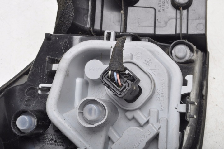 фото №7, Renault captur i лампа права задня правий зад