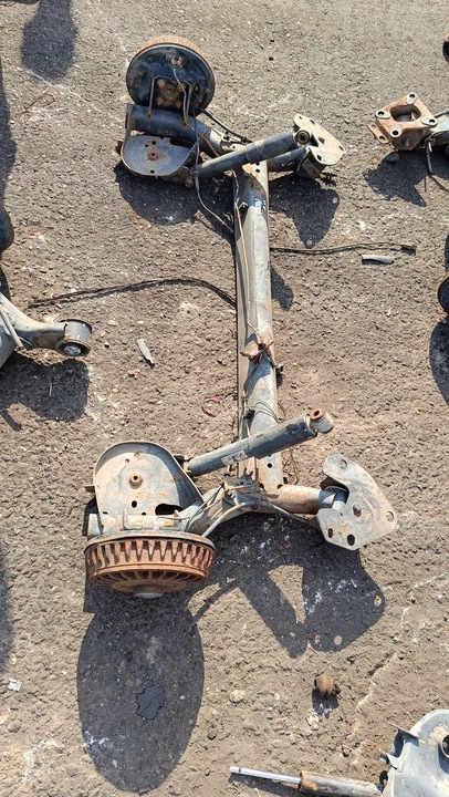 фото №1, Балка подвешивание зад dacia доккер