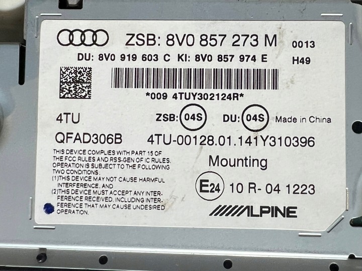 фото №12, Магнітола навігація зчитувач панель бардачок audi a3 8v