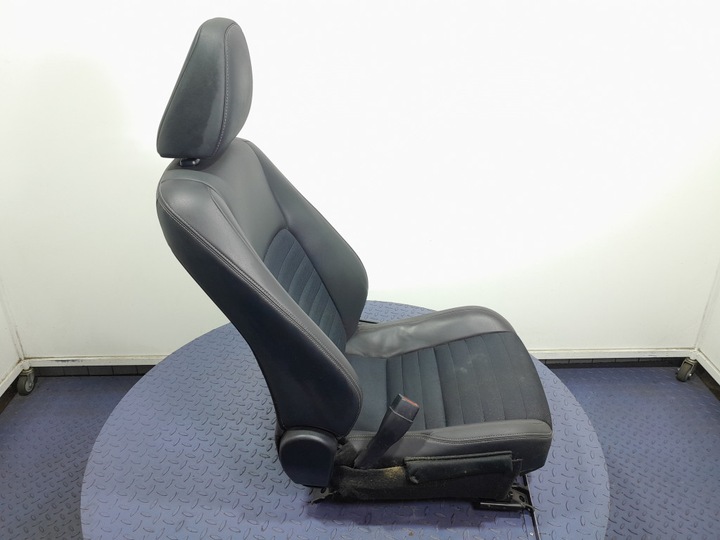 фото №6, Lexus is iii xe30 рестайлінг 16-20 сидіння водія перед лівий напівшкіра eu