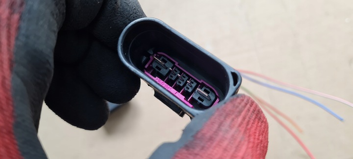 фото №11, A7 4g штекер разъём соединитель 8k0973805 1k0919231 a6 c7 4g