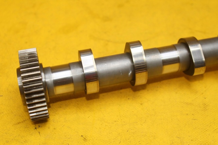 фото №6, Вал грм левый всасывающий a6 c7 a4 b8 3.0 tdi cdu