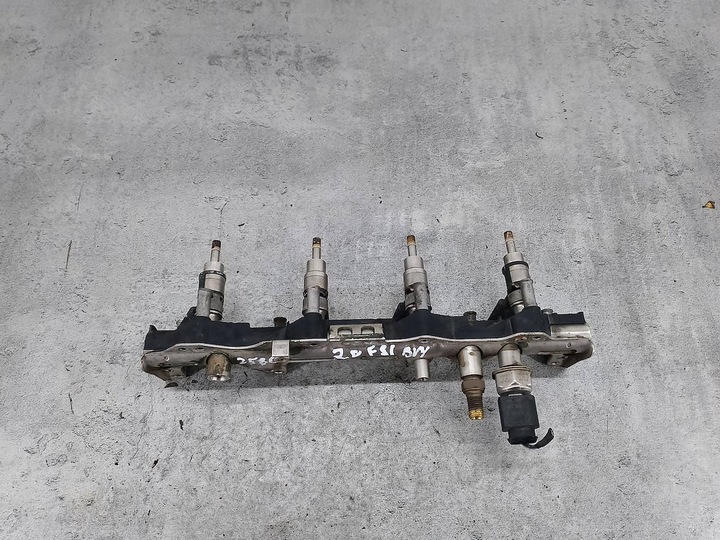 фото №1, Планка впрыскивающий vw passat b6 06d133317f 06d133340 06f906036 0261500014 2.0