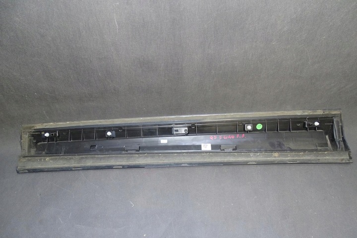 фото №10, Audi q3 8u0 планка дверь нижняя правая передняя оригинал