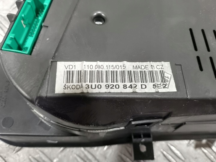 фото №7, Спидометр skoda superb i 3u0920842d 110.080.115 2.5 tdi bdg