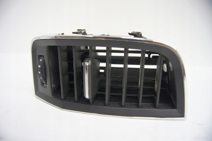 фото №8, Решётка воздуховод левая правая средняя karoq