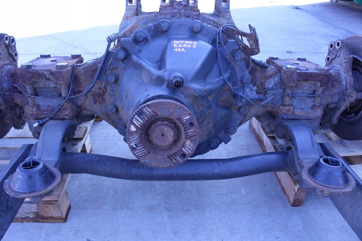 фото №9, Балка підвішування міст зад mercedes actros mp4 12r. r440-13 2,533