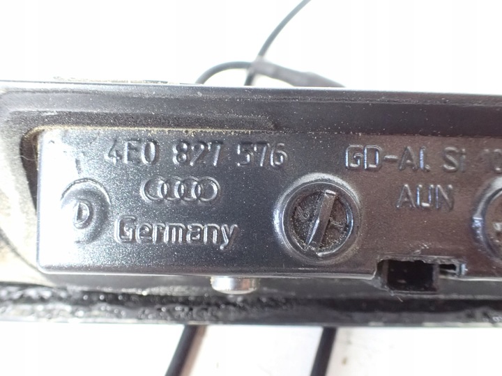 фото №9, Планка накладка кришки багажника зад з камера кнопка audi s8 d3 4e0827576