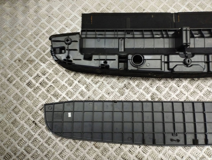 фото №6, Toyota corolla verso ar10 2005 бардачок багажника