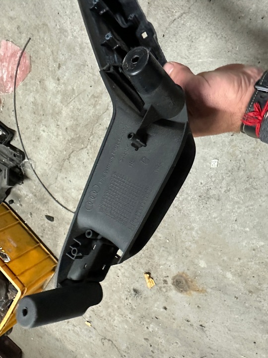 фото №6, Audi a4 8k корпус тримач двері лівий зад