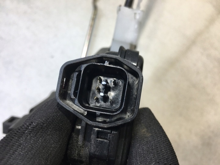 фото №6, Замок двері праві перед hyundai elantra iii 5 pin