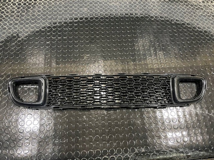 фото №1, Mini clubman r55 cooper r56 r57 s рестайлінг 10-14 r58 r59 решітка бампера перед