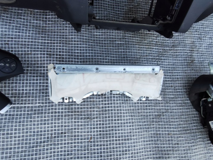 фото №7, Mercedes w212 09-12 e-klasa панель консоль подушки ремені 3x подушка безпеки комплект