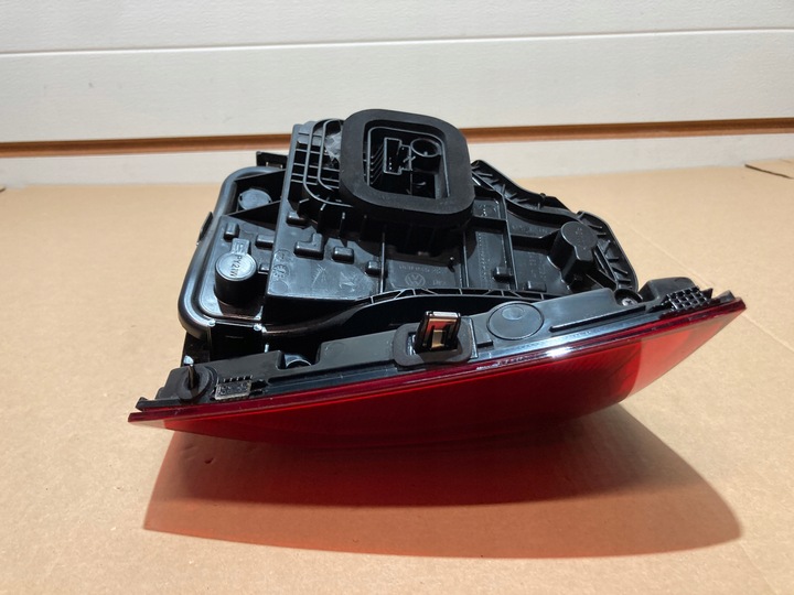 фото №15, Лампа ліва задня vw polo v 5 рестайлінг 6c