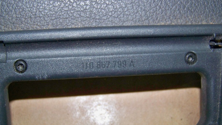 фото №8, Vw touran i 1 ролета багажника