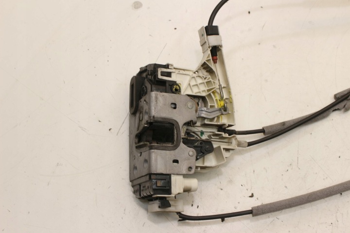 фото №8, Замок дверь сдвижных правых 9067304335 mercedes sprinter 906