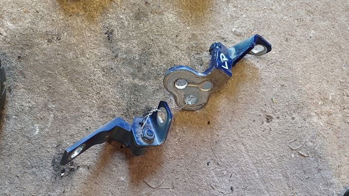 фото №1, Ford focus mk3 петля двері лівий переднє