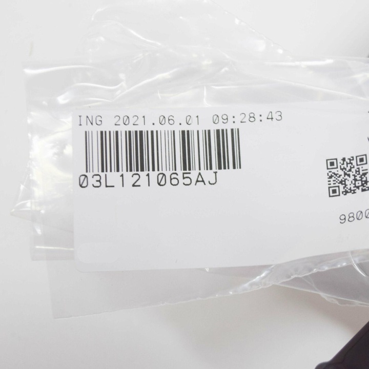 фото №16, Audi a1 оригинальная пластиковая труба жидкости охлаждающей двигателя