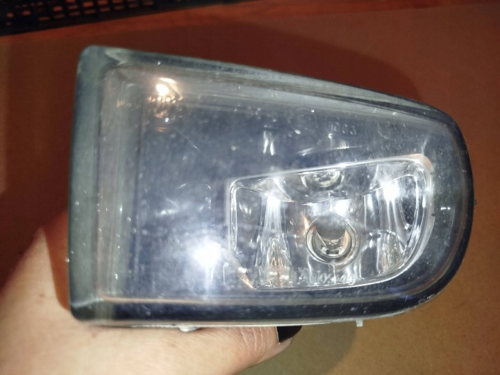 фото №10, Противотуманная фара передняя toyota avensis t220 8122005050
