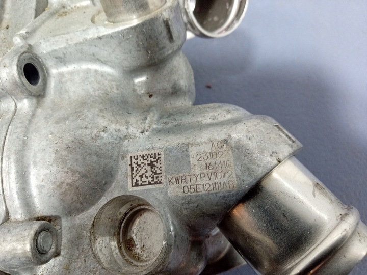 фото №7, Leon iv 4 golf viii 8 20- 1.5 tsi насос воды 05e121042f 05e121117k